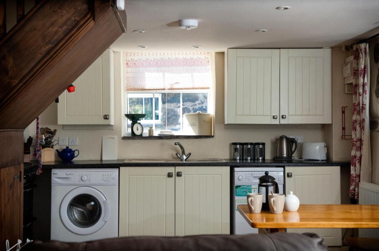 Rb Contractor - Celyn * Pwllheli